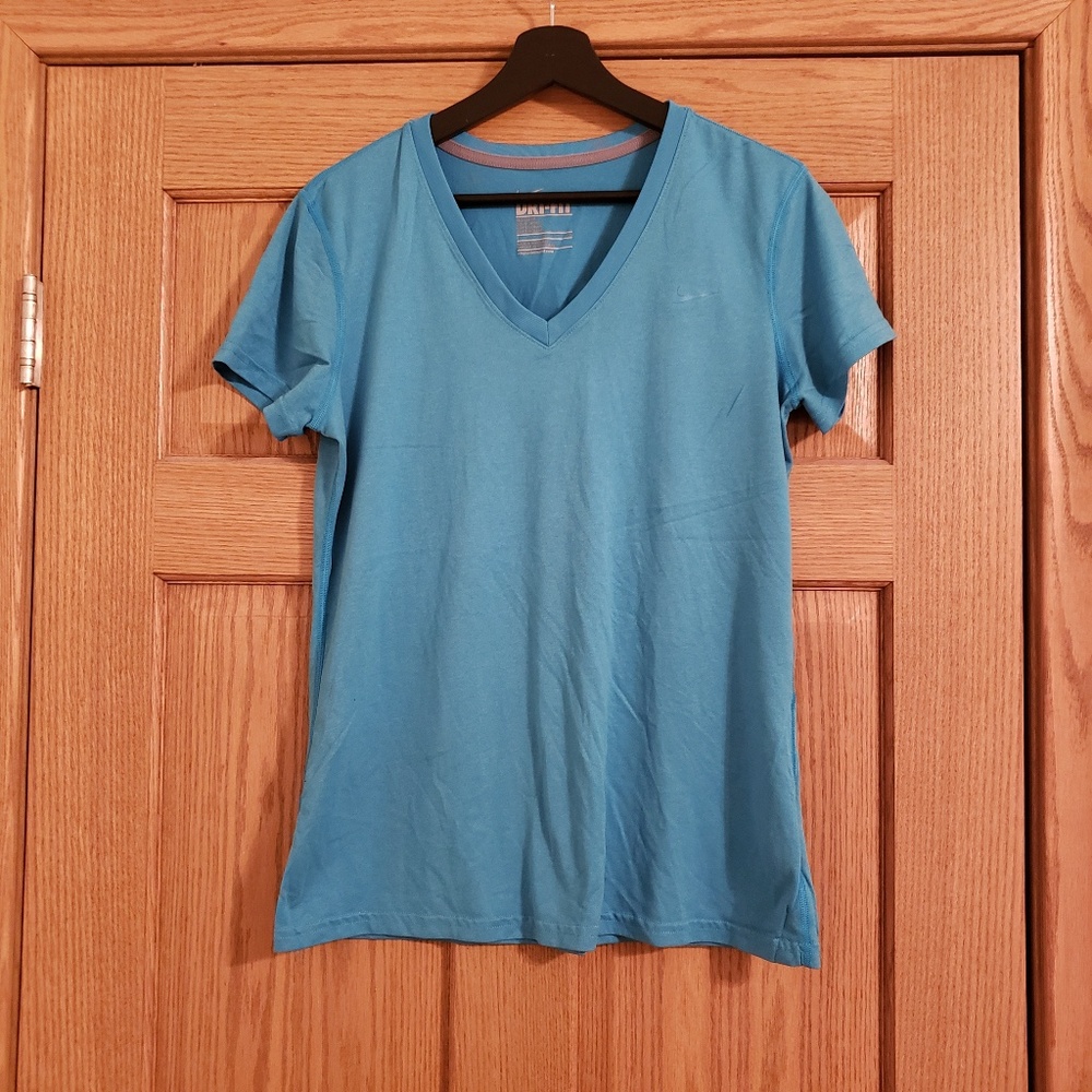 Nike tee